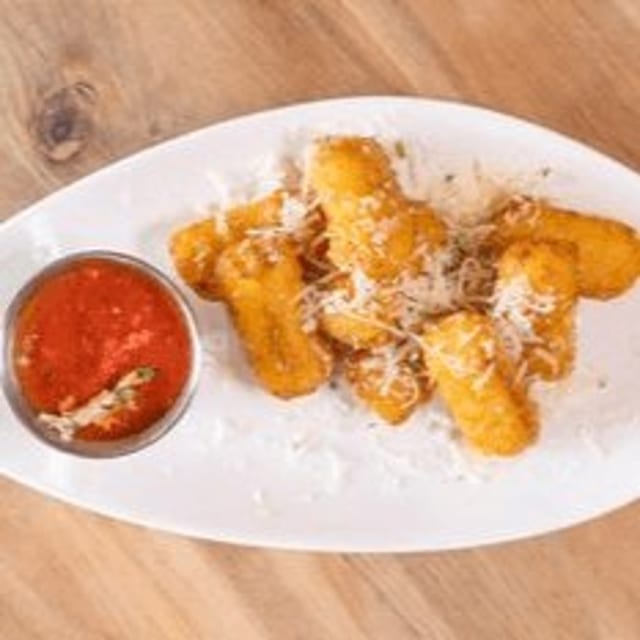 Gouda Mac & Cheese Bites Tray.
