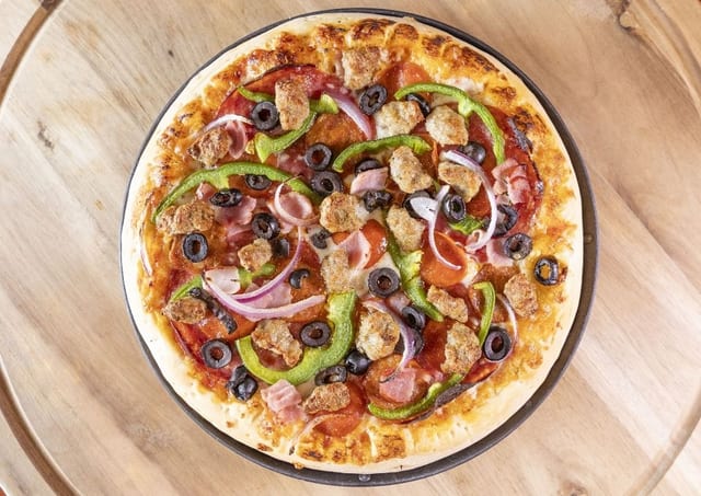 Frends Combo Pizza.