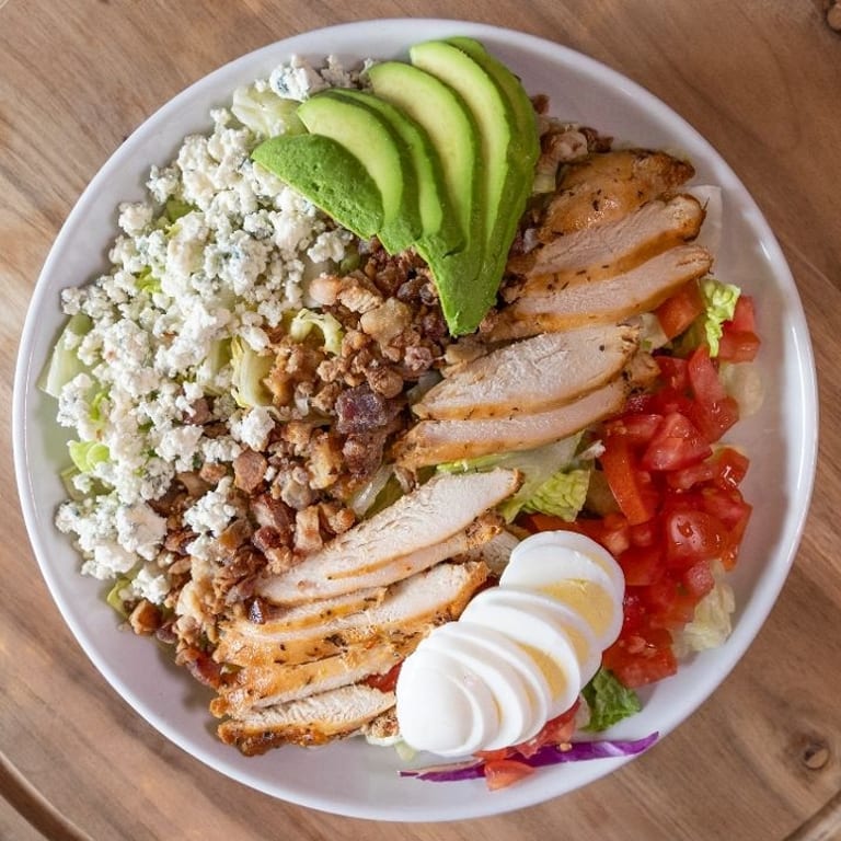 Fresh Cobb Salad: A Delicious Classic
